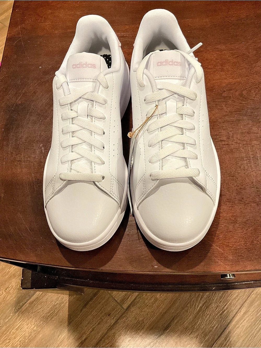 adidas Advantage Women's Sneakers White & Pink US 6.5 Like New
